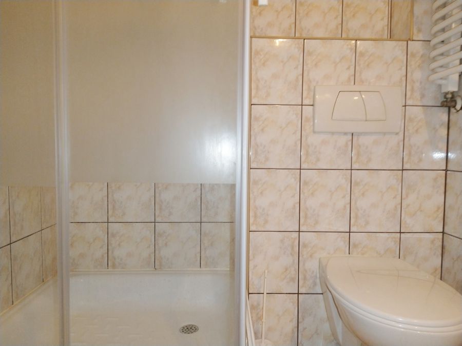 Pokój 12 dwuosobowy z łazienką Studio 250 zł