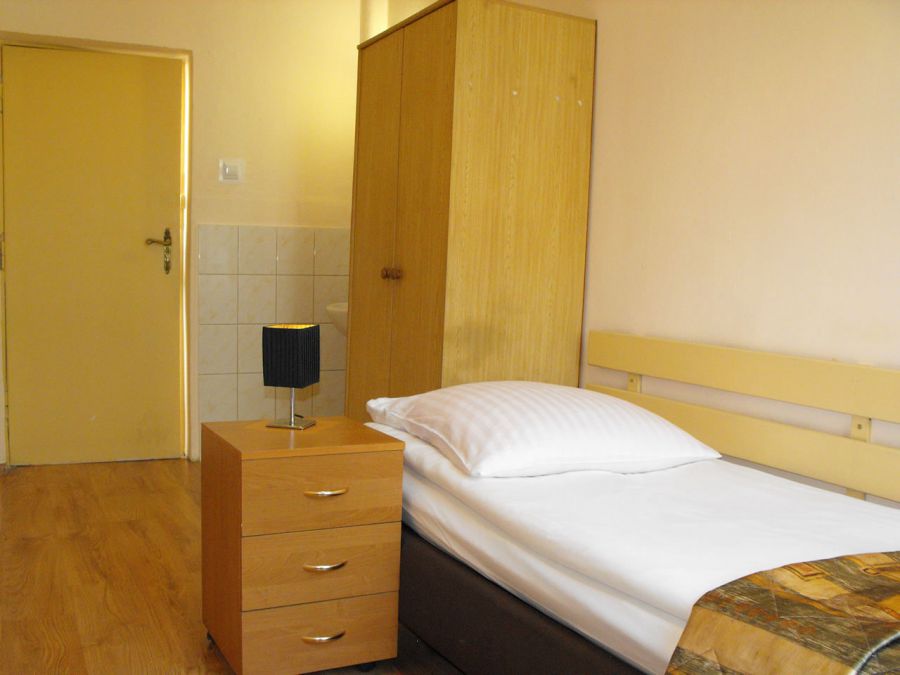 Pokój 19 jednoosobowy z umywalką 115 zł